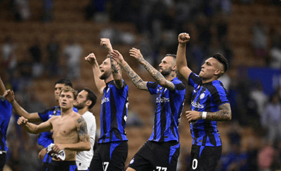 上海申花第五次屈居中超亚军（上海申花第五次获得中超亚军）