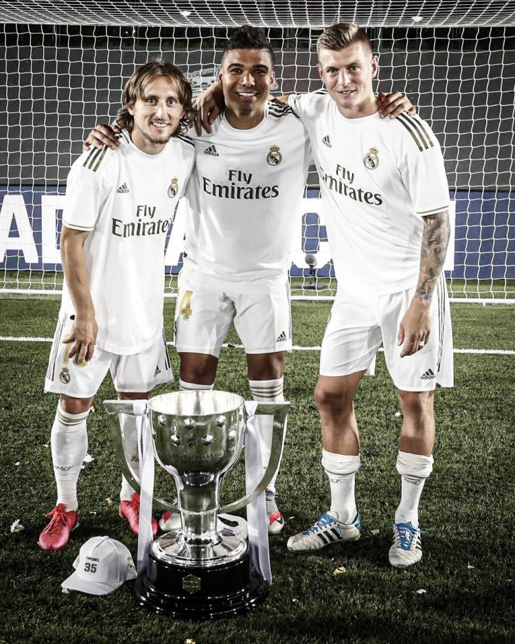 库普梅纳斯：我踢后卫感觉很好；斯帕莱蒂带来了积极的氛围（库普梅纳斯：踢后卫很适应，斯帕莱蒂带来正能量）