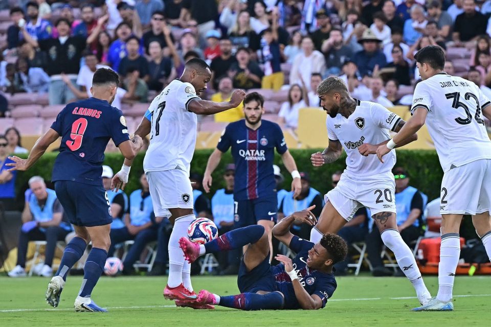 沙特联半场：加莱诺建功，吉达国民暂1-0胡拜尔库迪西亚（半场战报：加莱诺破门，吉达国民暂以1-0领先胡拜尔库迪西亚）