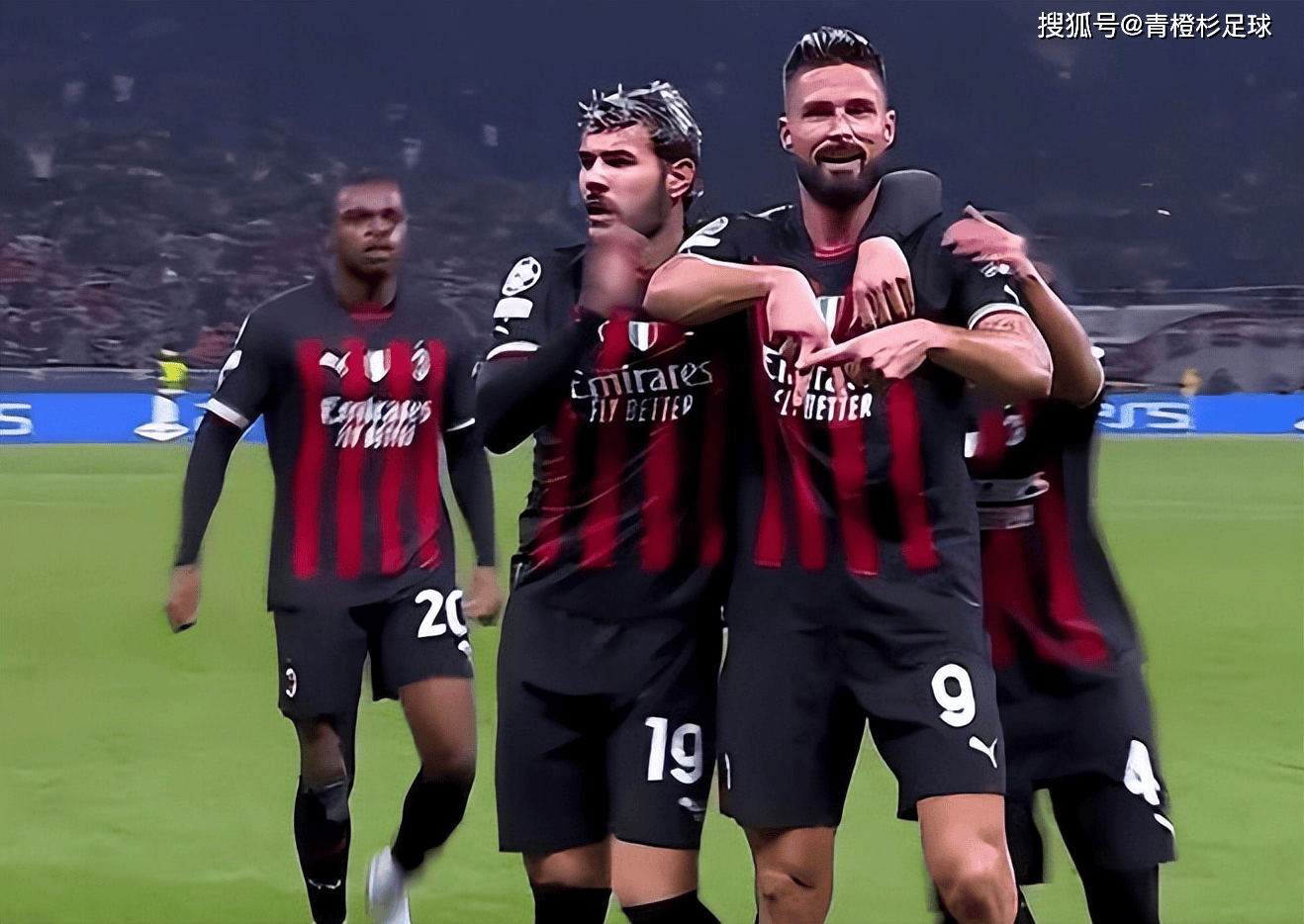 记者：埃里克佩戴面具训练，霍安将在国际比赛日后回归（记者称埃里克戴面罩参加训练，霍安预计在国际比赛日后复出）