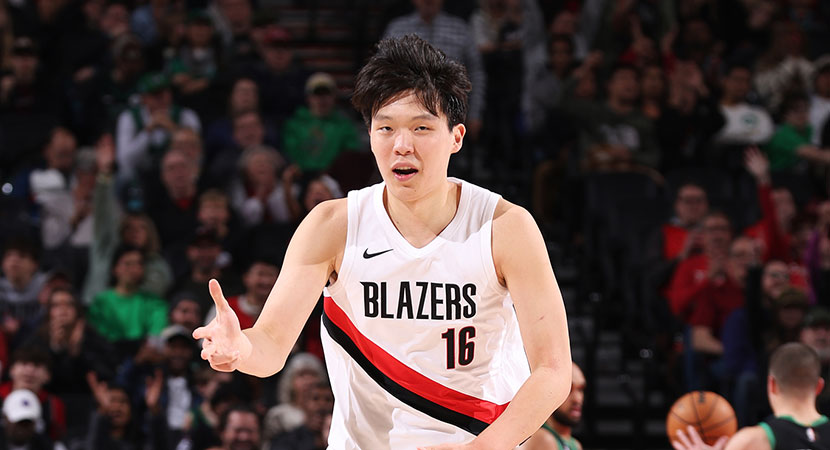 《曼晚》建议不靠谱，蜜蜂双煞在曼联合体？别闹了！（曼晚这提案不着调，蜜蜂双星齐投曼联？想多了！）